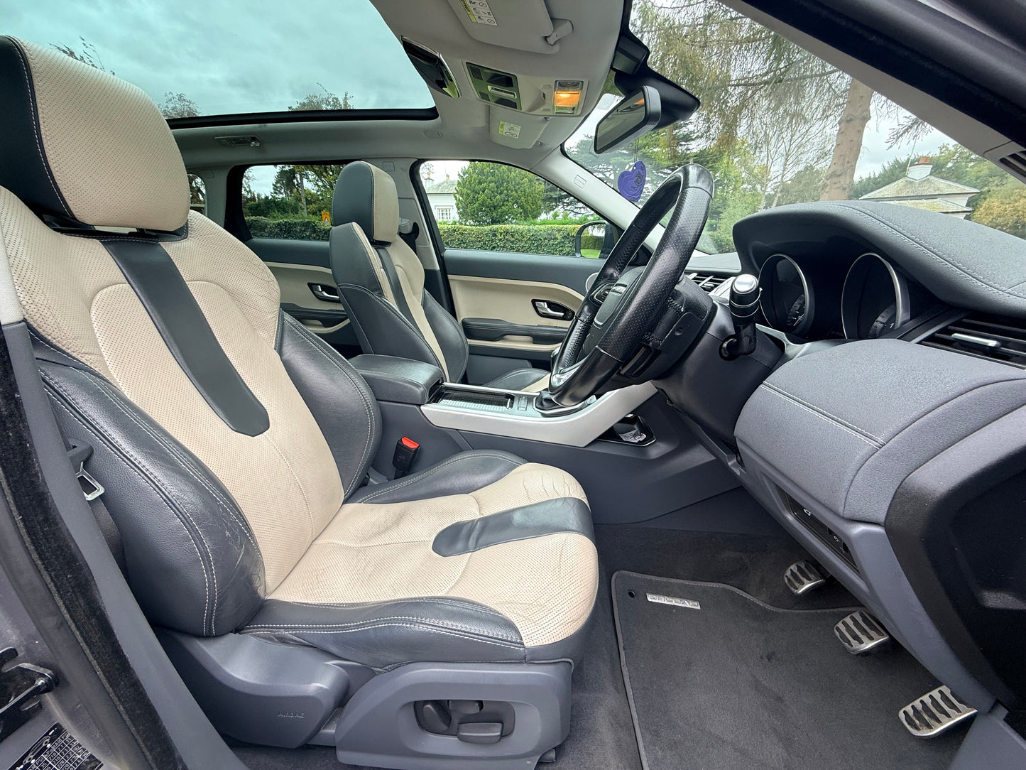 RANGE ROVER EVOQUE