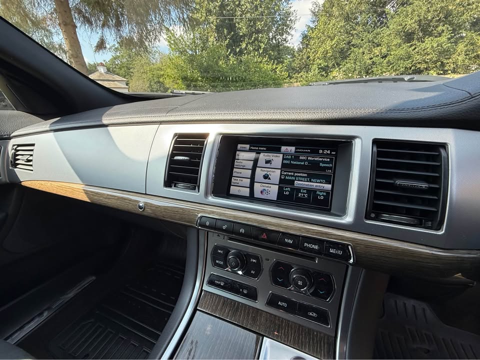 2014 Jaguar XF 2.2 R Sport Auto