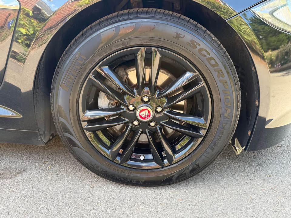 2014 Jaguar XF 2.2 R Sport Auto