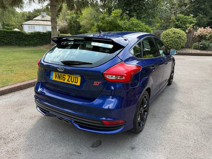 2016 Ford Focus ST-2