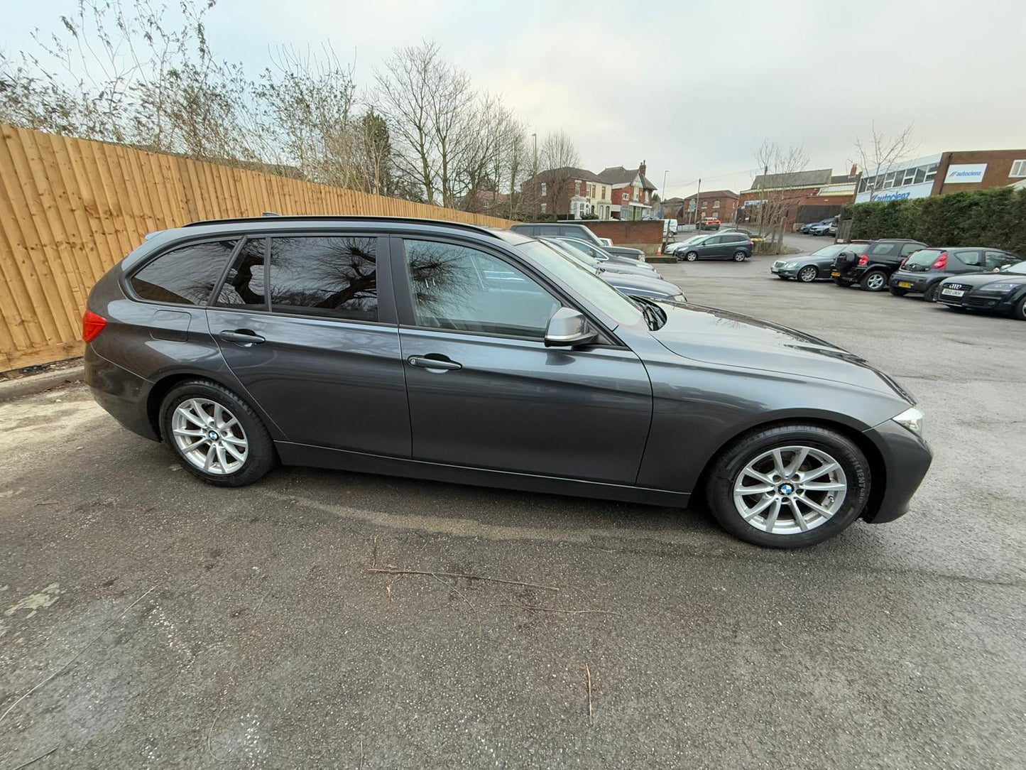 2014 BMW 320d estate business (efficient dynamics) - 157,000 Miles