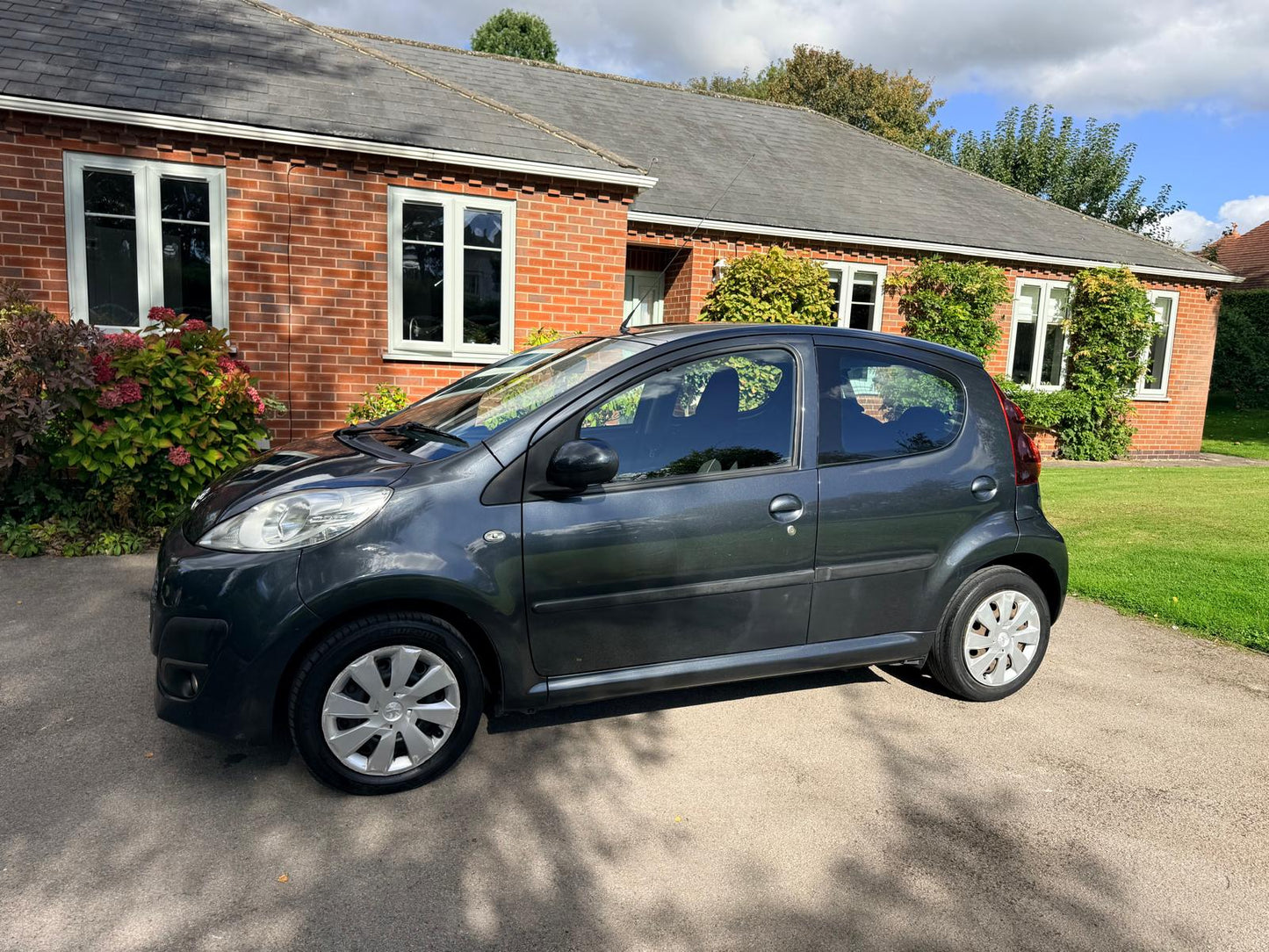 2012 Peugeot 107 Active